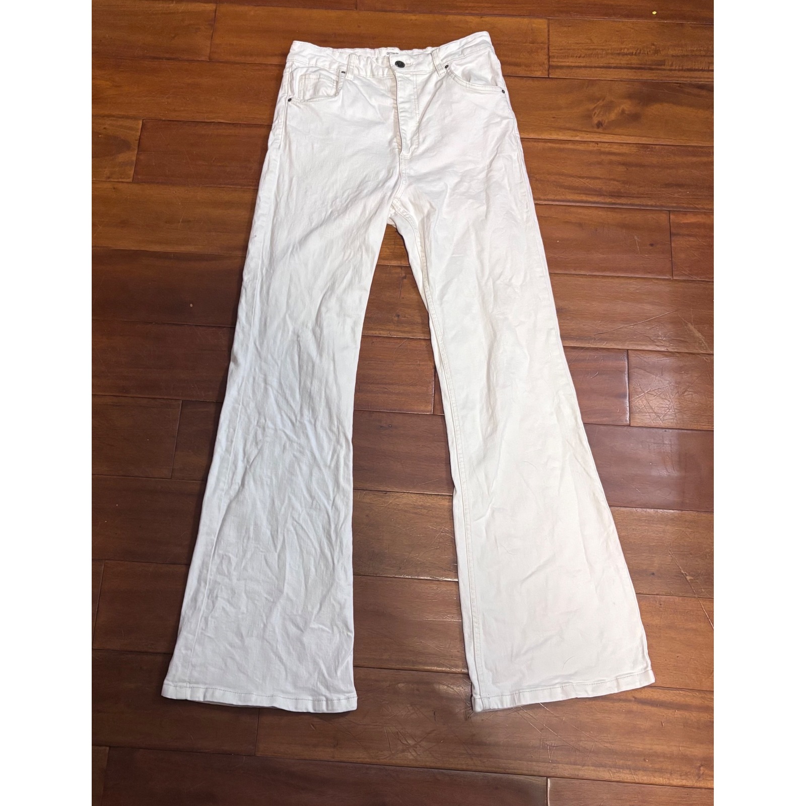 Cotton On White Flare Jeans| Retro 70s Boho Coastal Chic| Size 6